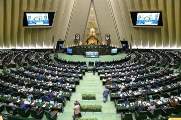 معرفی علی مدنیزاده به عنوان وزیر پیشنهادی اقتصاد