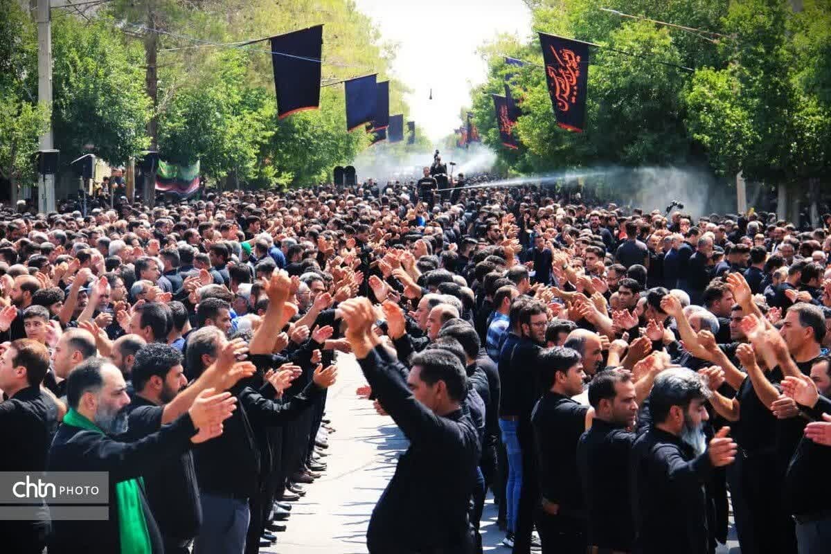 صدای عزاداران حسینی در ابرکوه طنین انداز شد