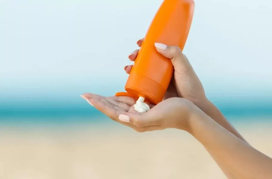 جنجال بر سر استفاده از ضدآفتاب