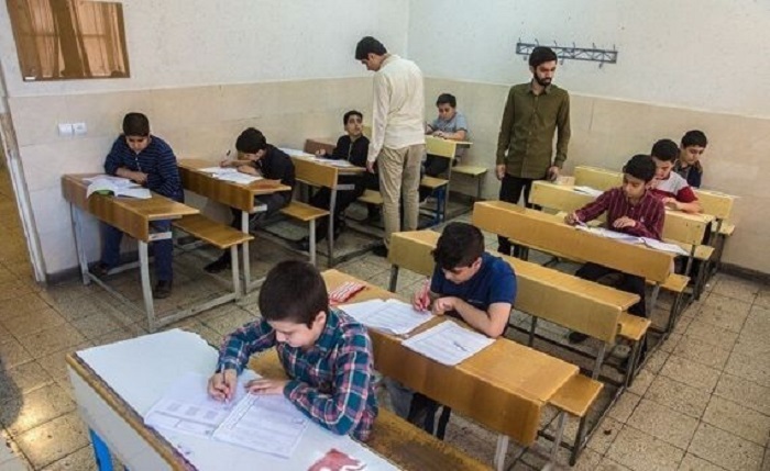 آزمون ورودی مدارس سمپاد و نمونه دولتی برگزار شد
