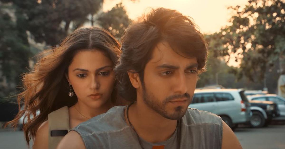 پوستر فیلم سایارا
