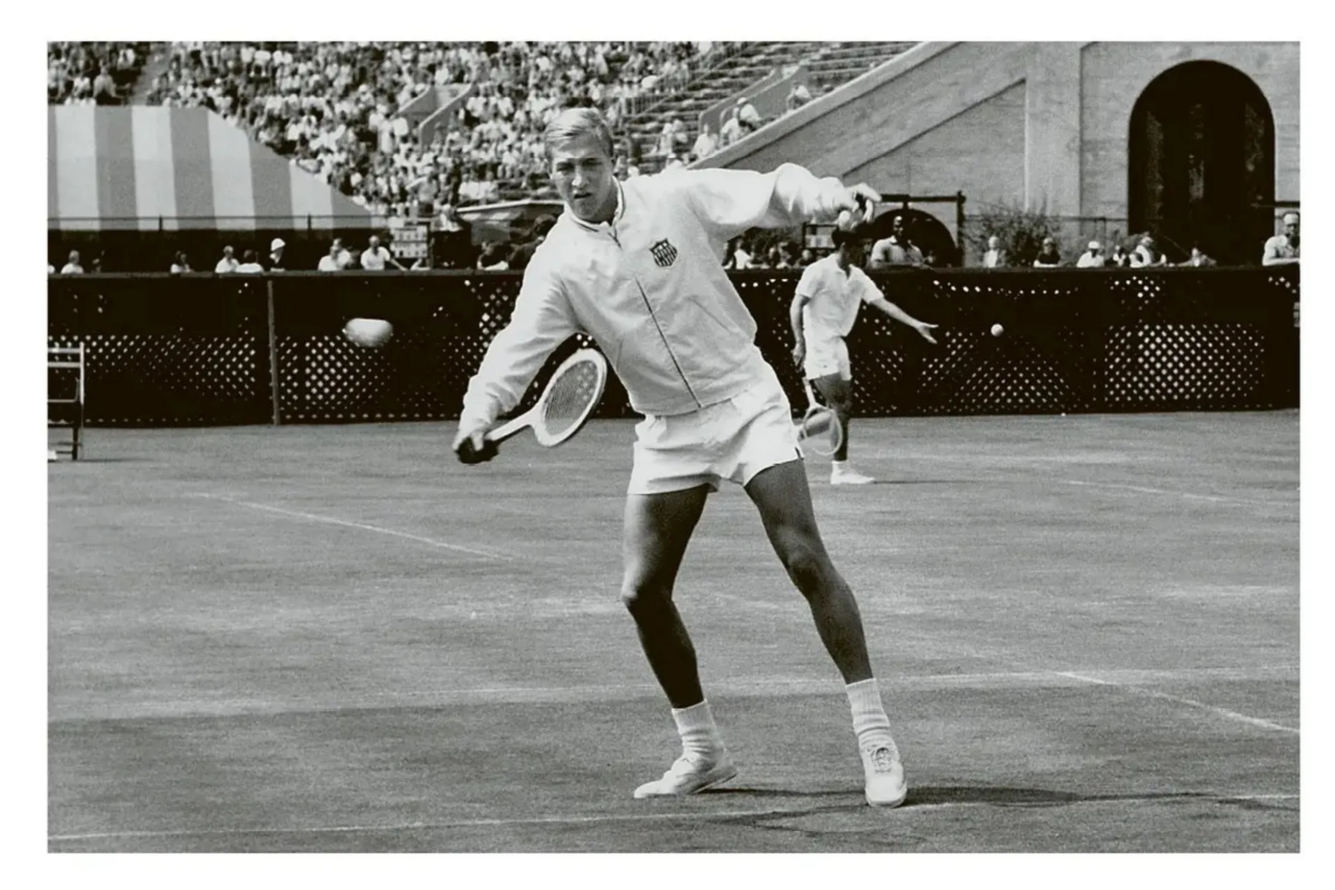 «استان اسمیت» (Stan Smith) با کفش مشهور آدیداس