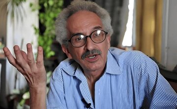 صنع‌الله ابراهیم، نویسنده برجسته مصری و خالق «کمیته»، در ۸۸ سالگی درگذشت
