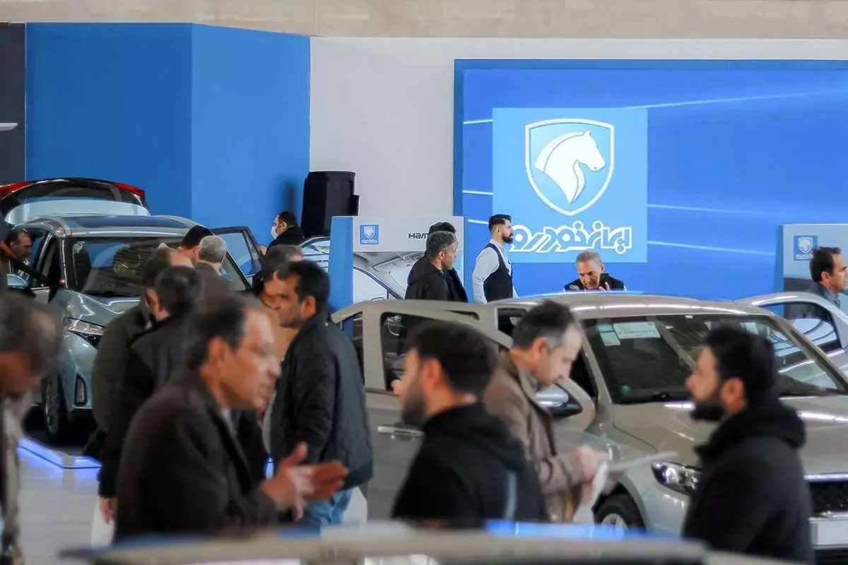 کاهش ۴۹۴۹ دستگاهی تولید ایرانخودرو در ۴ ماه؛ وعدههای کروز محقق نشد