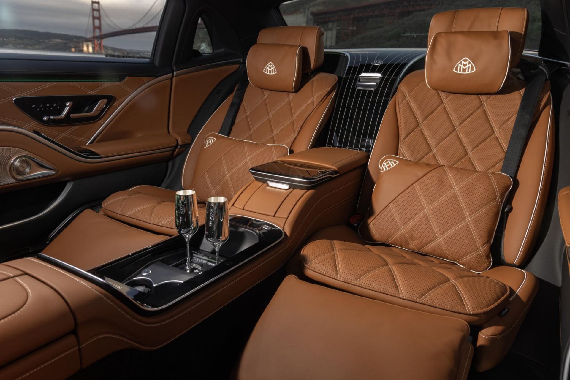 Mercedes-Maybach S680 Edition Emerald Isle Interior Details
