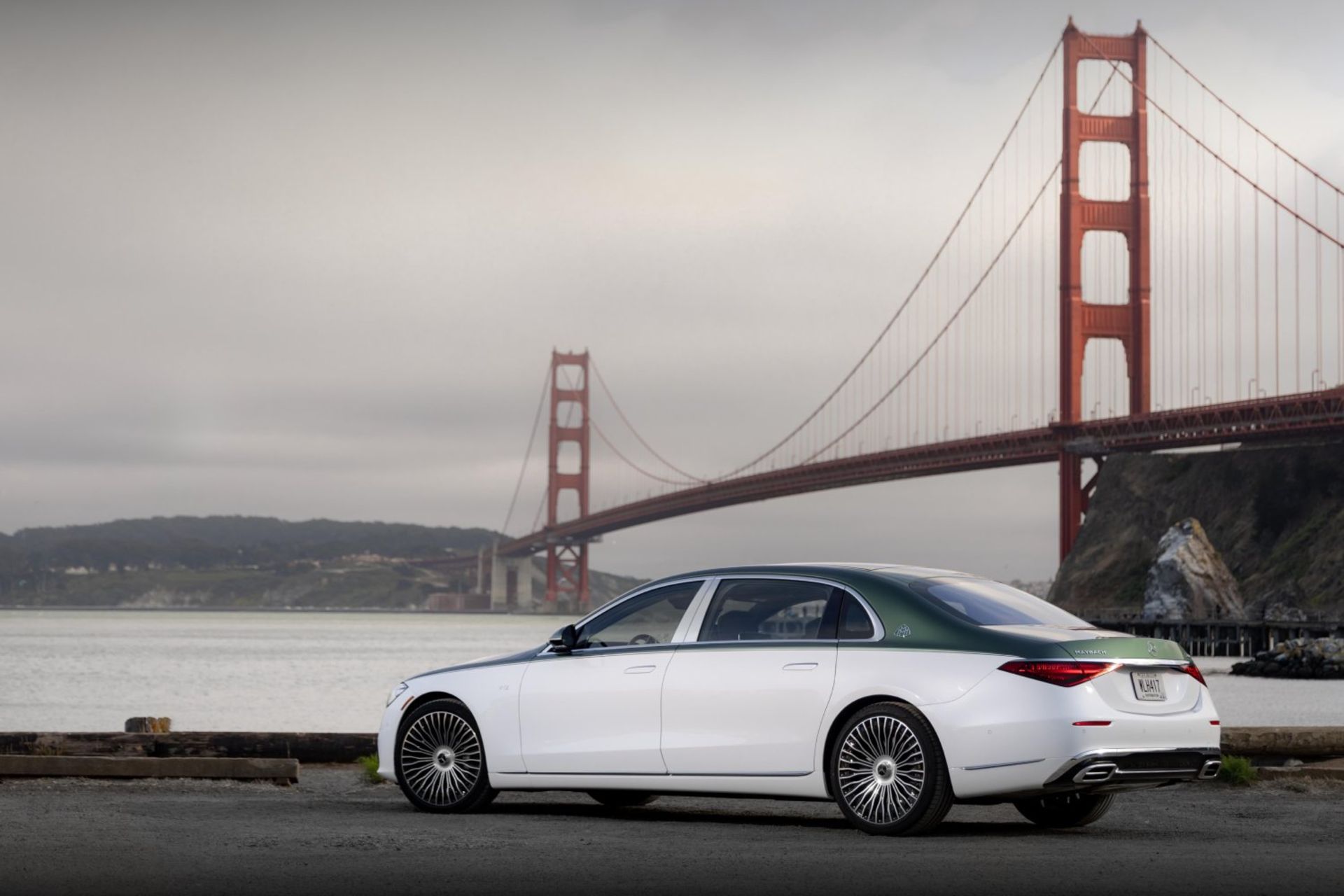 Mercedes-Maybach S680 Edition Emerald Isle