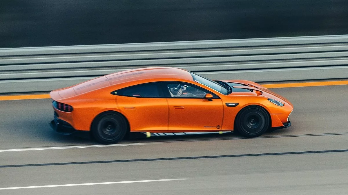 مرسدس AMG GT XX در پیست ناردو