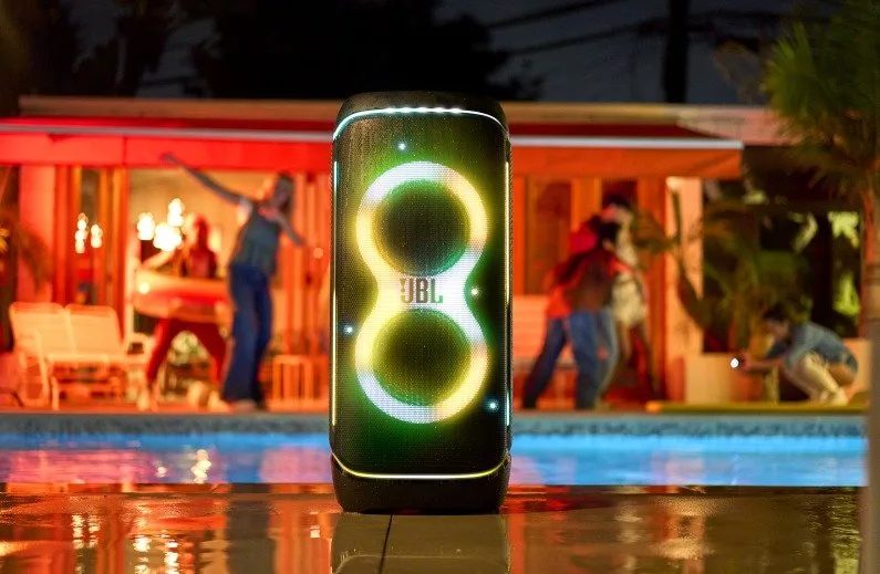 اسپیکر Boombox 4 جی‌بی‌ال
