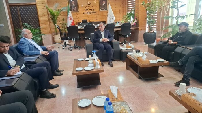 نشست استاندار گلستان با سیروس مقدم