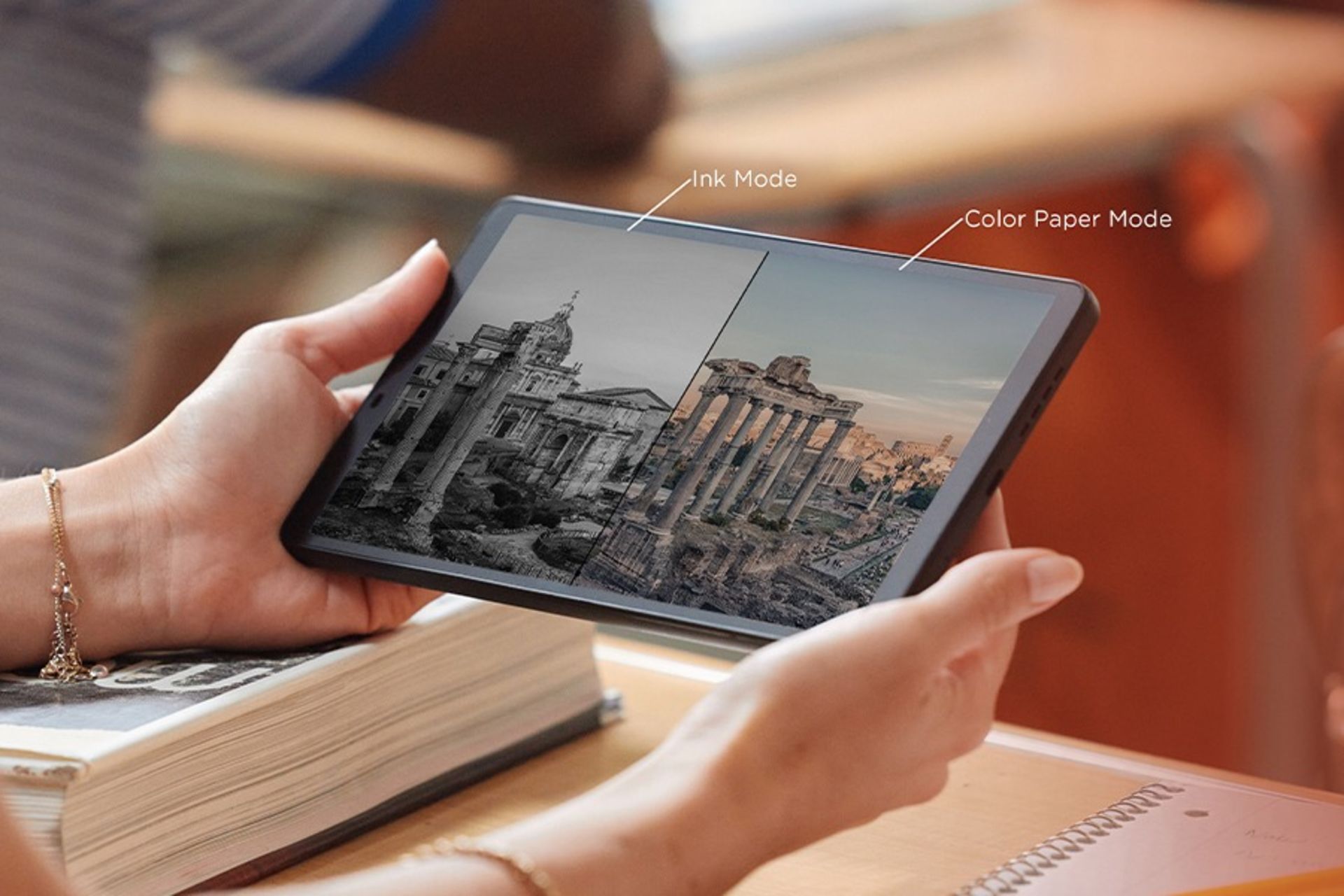 تبلت TCL Tab 8 Nxtpaper 5G در حالت نمایش رنگی