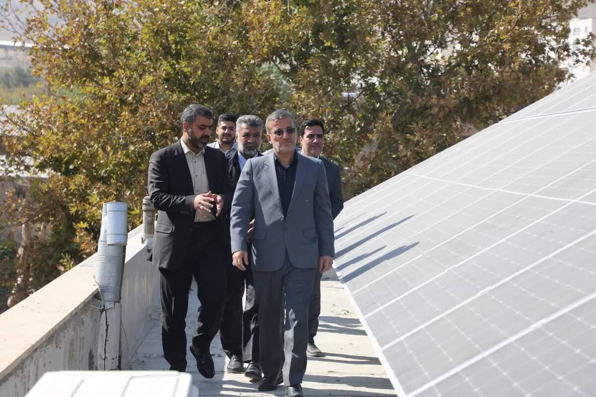 نیروگاه خورشیدی ۱۱۰ کیلوواتی در سازمان پسماند شهرداری اراک به بهره‌برداری رسید