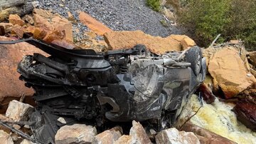 نجات معجزه‌آسای راننده فورد F-150 از سقوط ۹۰ متری در کلرادو