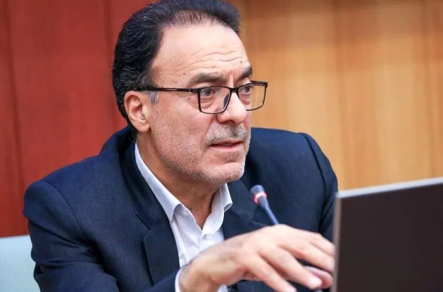 انتقاد عضو کمیسیون کشاورزی مجلس از دریافت هزینه برای اتصال کد ملی به کد پستی