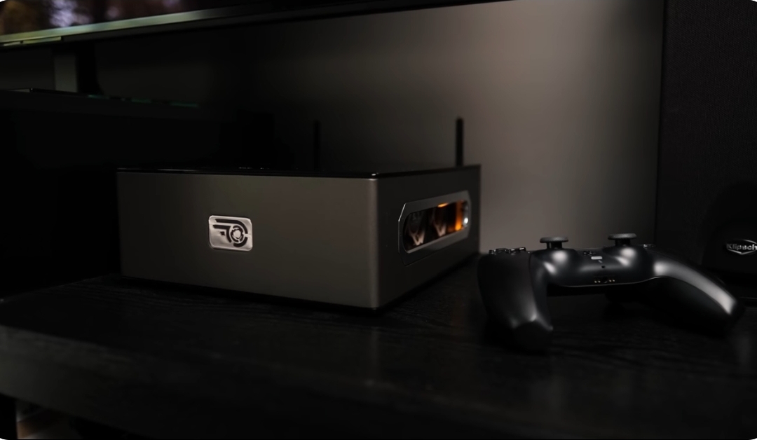 تصویری از کنسول Tiny PS5 Redux