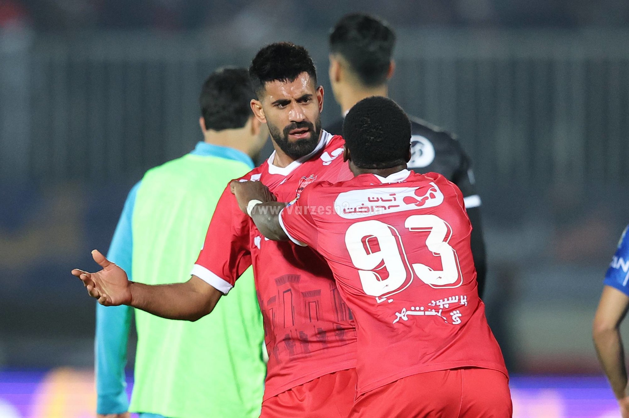 سرژ اوریه در لباس پرسپولیس