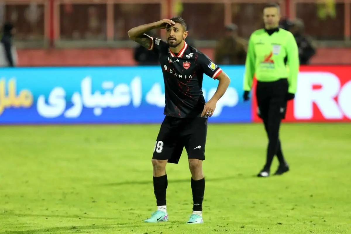 نقش کلیدی محمدامین کاظمیان در تغییر روند بازی پرسپولیس مقابل تراکتور