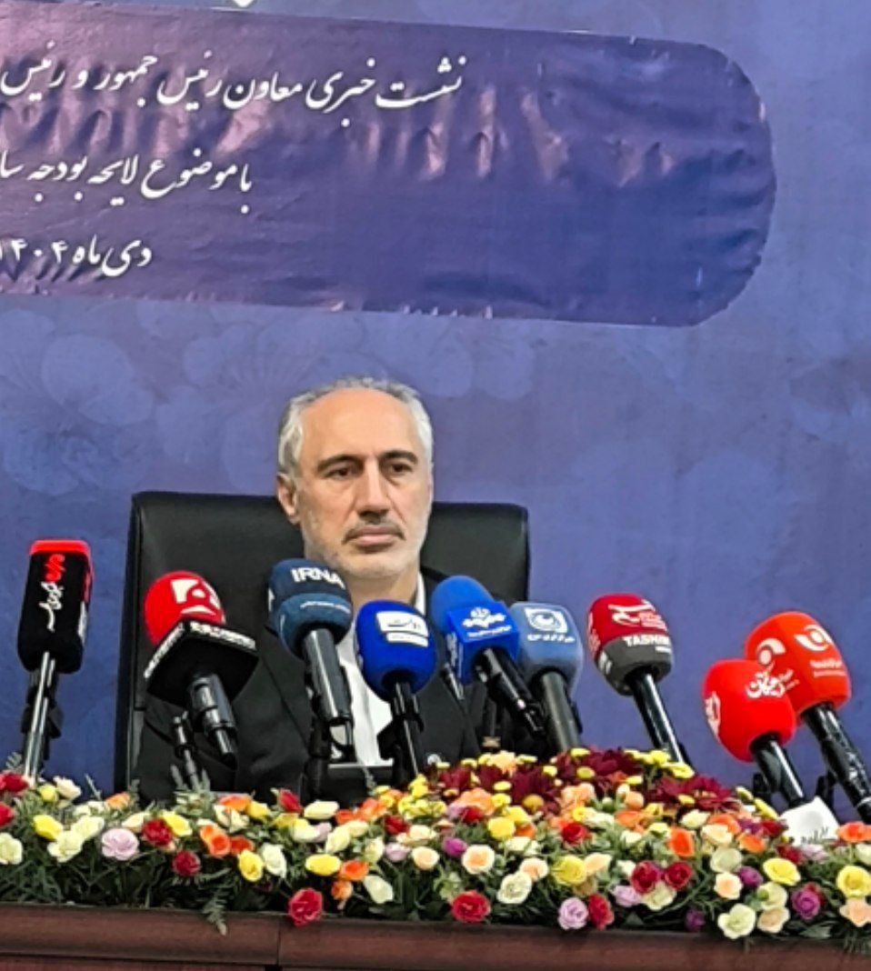 سکوت رئیس سازمان برنامه درباره انقباضی بودن هزینه‌های فرابودجه ۱۴۰۵