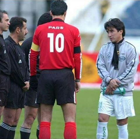 خداداد عزیزی با پیراهن پاس