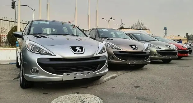 افزایش بی‌سابقه قیمت خودرو؛ دولت حذف ارز ترجیحی را عامل اصلی می‌داند
