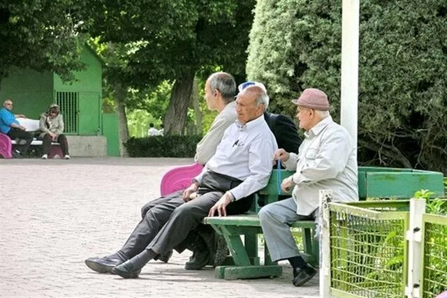 واریز عیدی ۱۰ میلیون تومانی بازنشستگان تامین اجتماعی تا ۴۸ ساعت آینده
