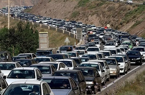 ترافیک سنگین در محورهای قزوین؛ هشدار پلیس درباره موج بازگشت سفرهای نوروزی
