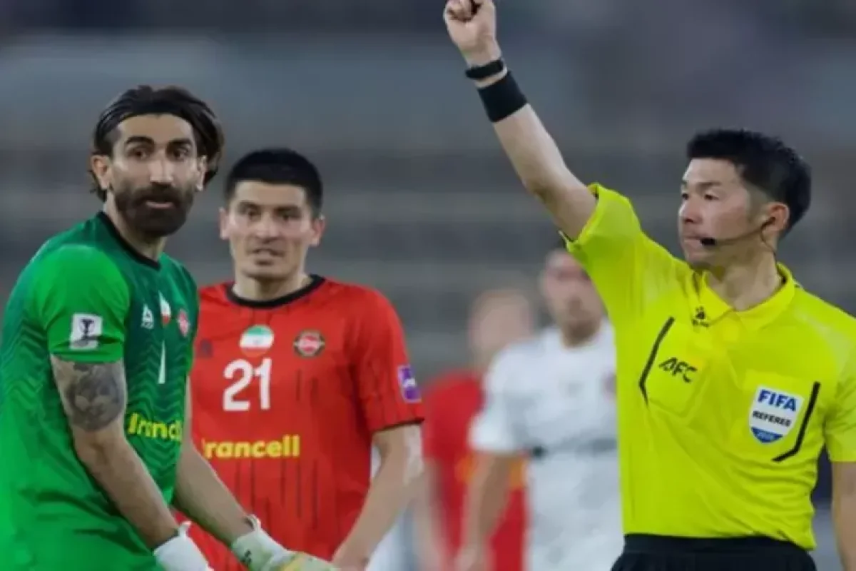 تحلیل داوری دیدار جنجالی تراکتور و شباب الاهلی: اخراج بیرانوند و پنالتی مشکوک