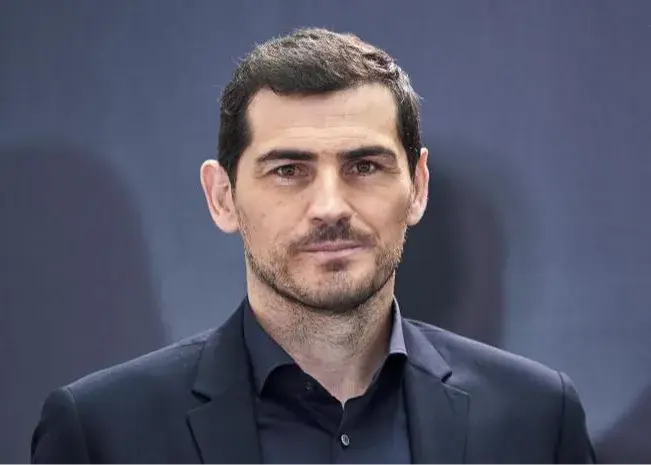 جرارد پیکه و ایکر کاسیاس