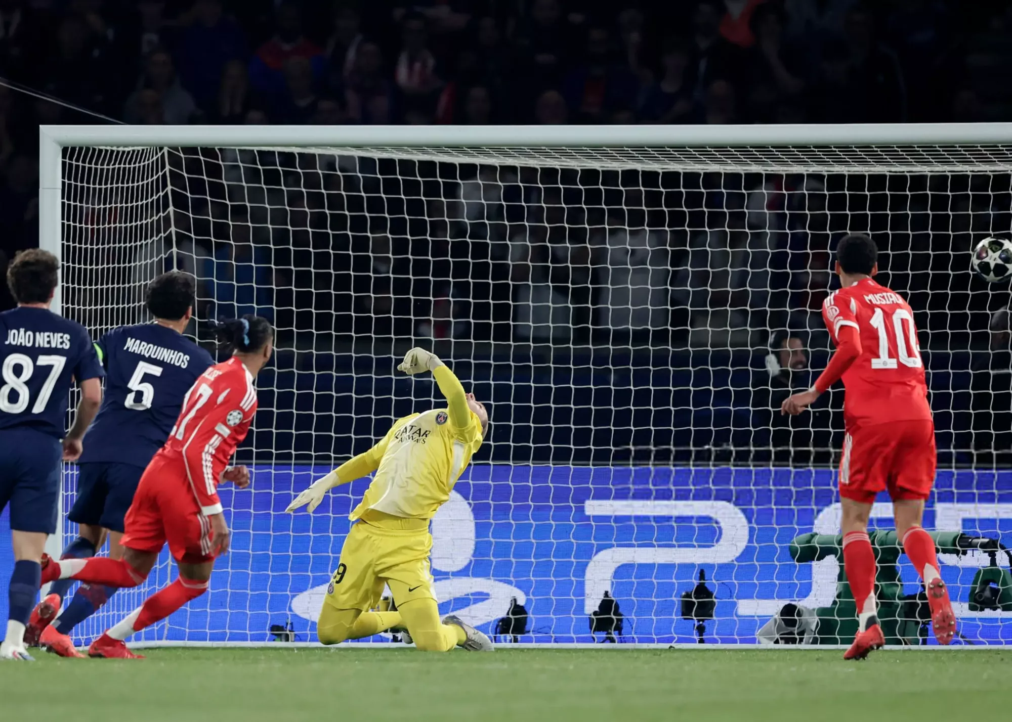 Bayern vs PSG