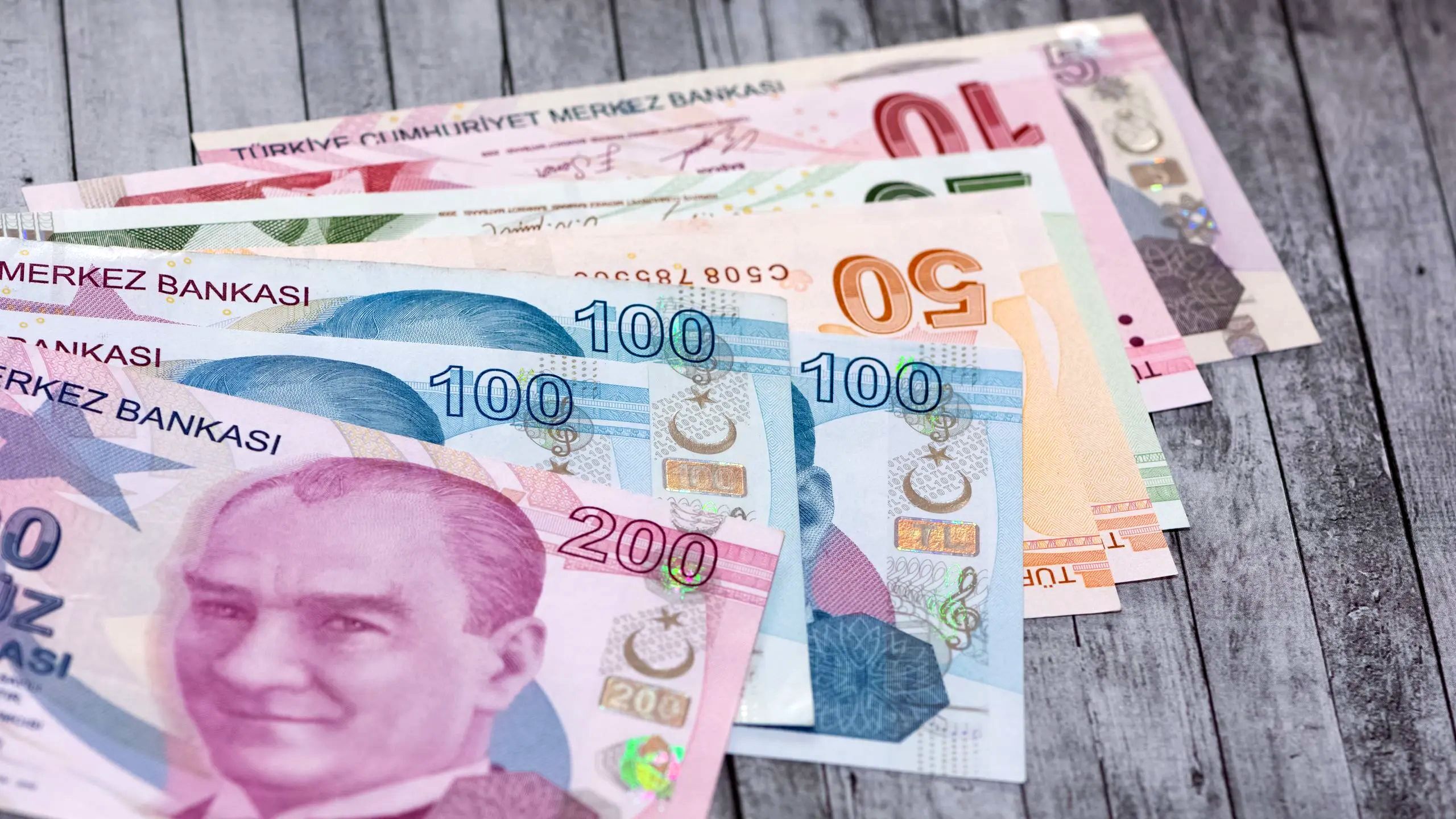 نرخ لیر در بازار تهران