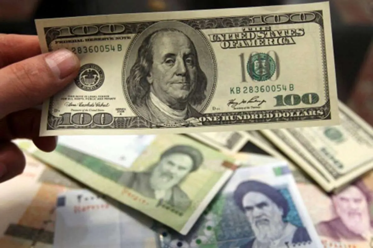 نوسانات قیمت دلار: ثبات هفتگی، رشد 22 درصدی ماهانه و جهش 122 درصدی سالانه