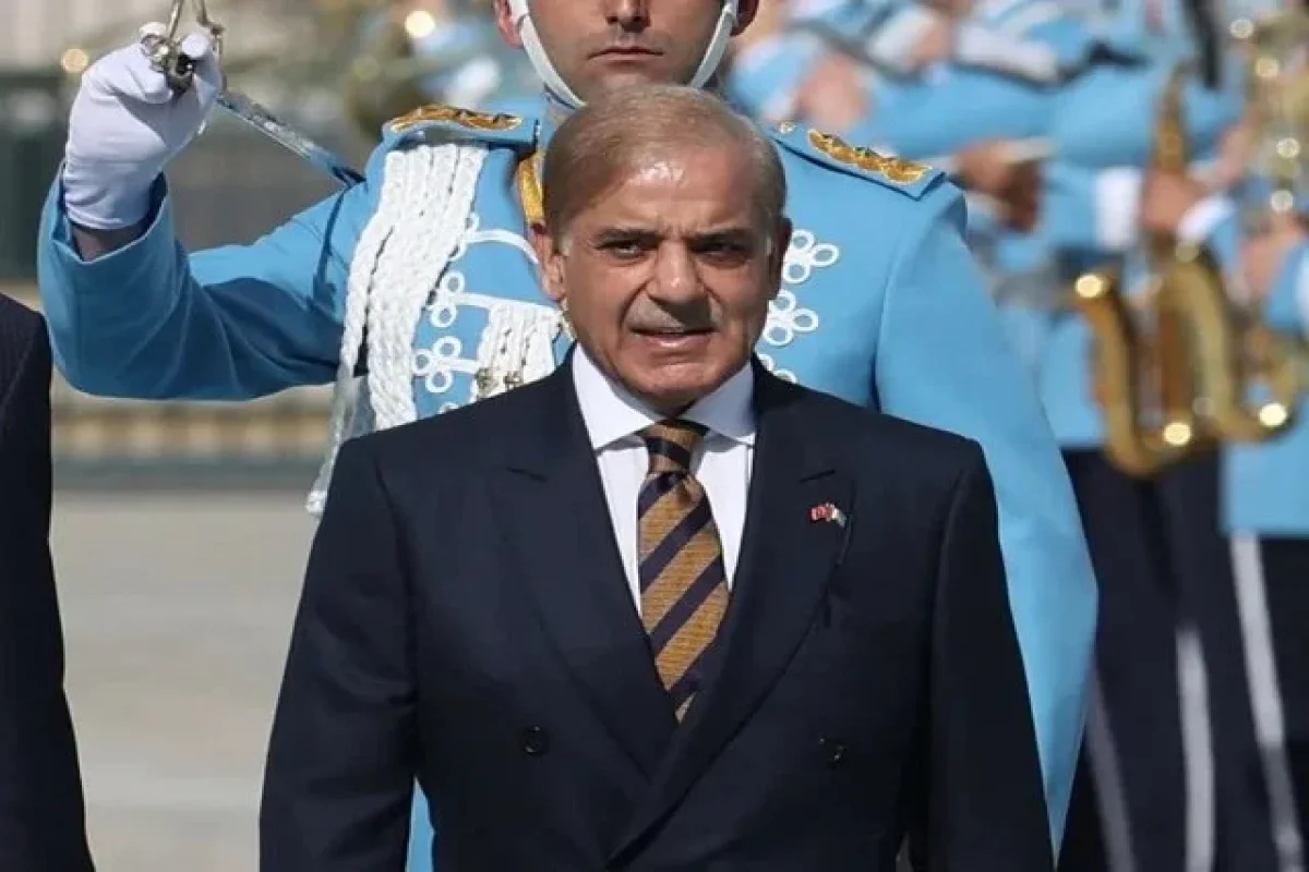 سفر نخستوزیر پاکستان به پکن و نقشآفرینی در میانجیگری ایران و آمریکا