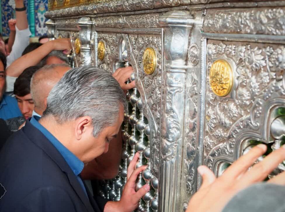 وزیر کشور پاکستان به زیارت حرم حضرت معصومه (س) مشرف شد