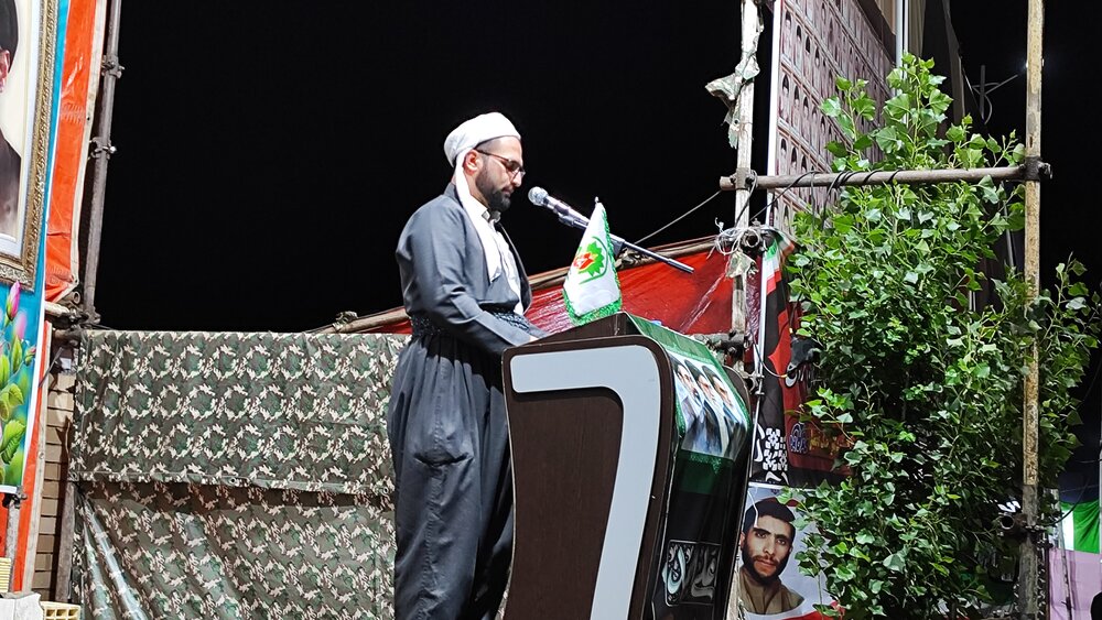 بیتفاوتی در برابر جبهه حق و باطل پذیرفتنی نیست