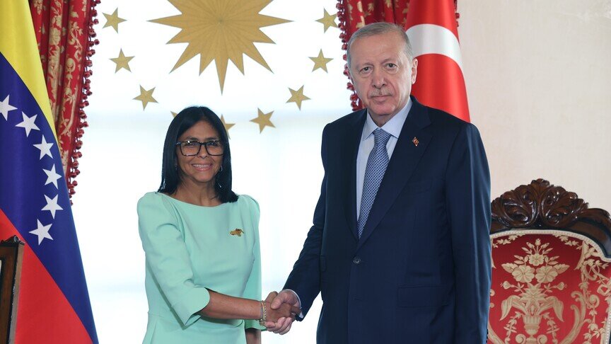 دیدار اردوغان و رئیسجمهور موقت ونزوئلا در استانبول